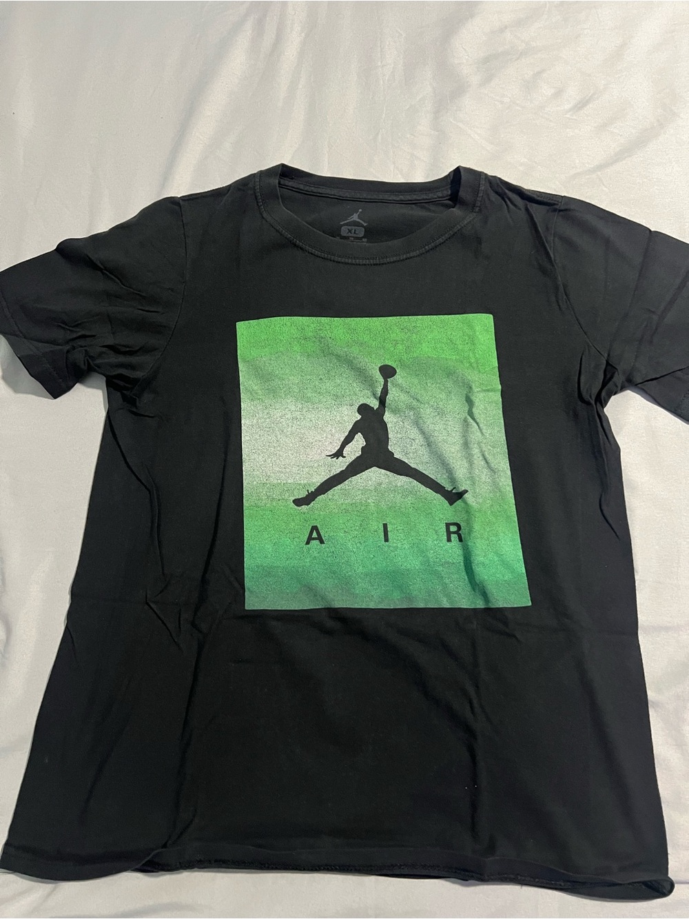 Air Jordan kids tee size XL